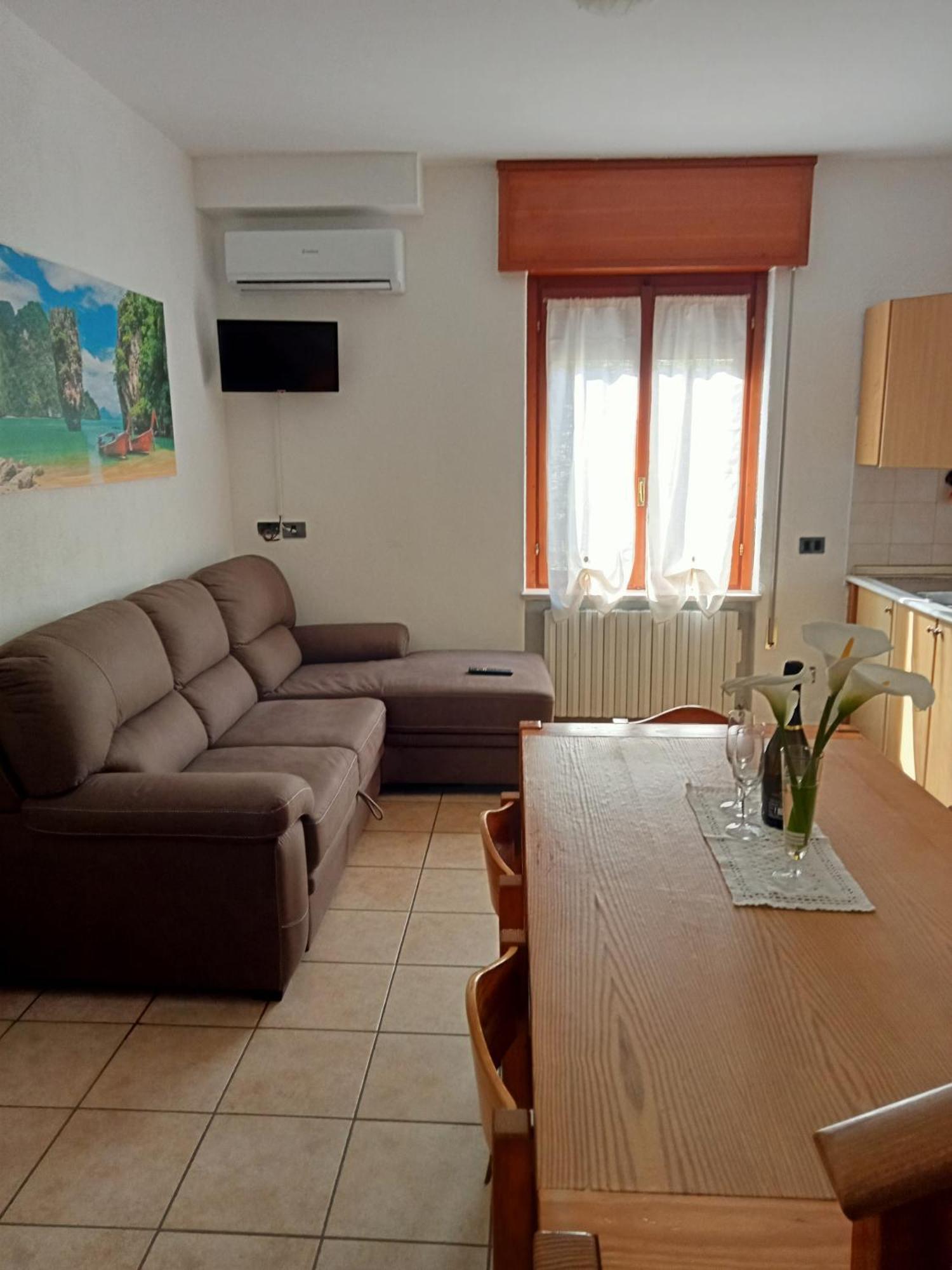 Appartement Perla House à Abbadia Lariana Extérieur photo